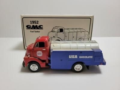 First Gear USA Tanker Die Cast Truck 1/34 NIB