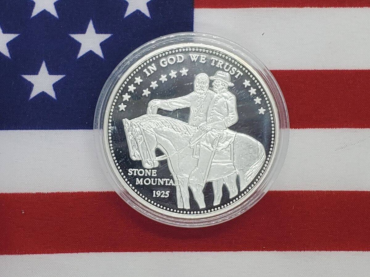 Lafayette Clad Dollar