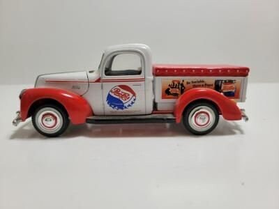 Golden Wheel Diecast Ford Pepsi Truck 7"