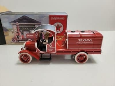 Ertl Diecast Texaco Truck Bank NIB