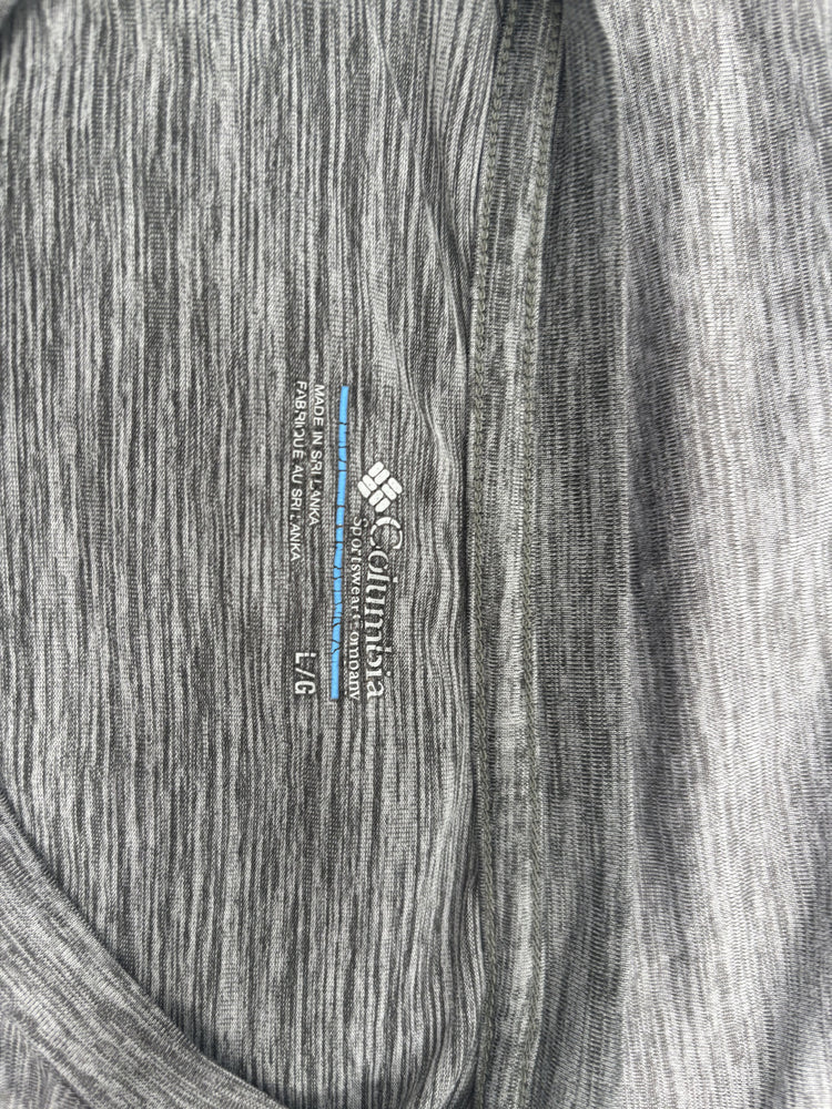 Columbia Gray Long Sleeve Athletic Performance Shirt Large