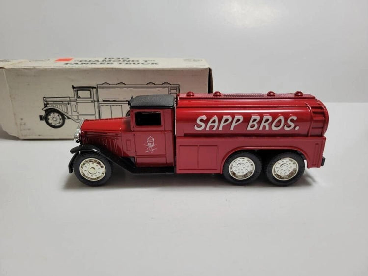 Ertl Sapp Bros. Truck Stop Diecast Truck Bank