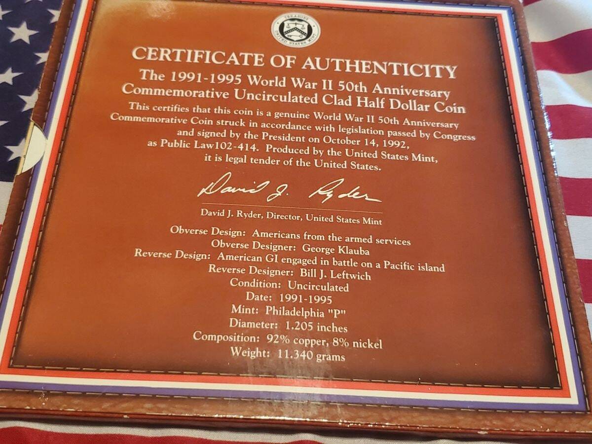WWII COMMEMORATIVE Coin and Victory Medal
