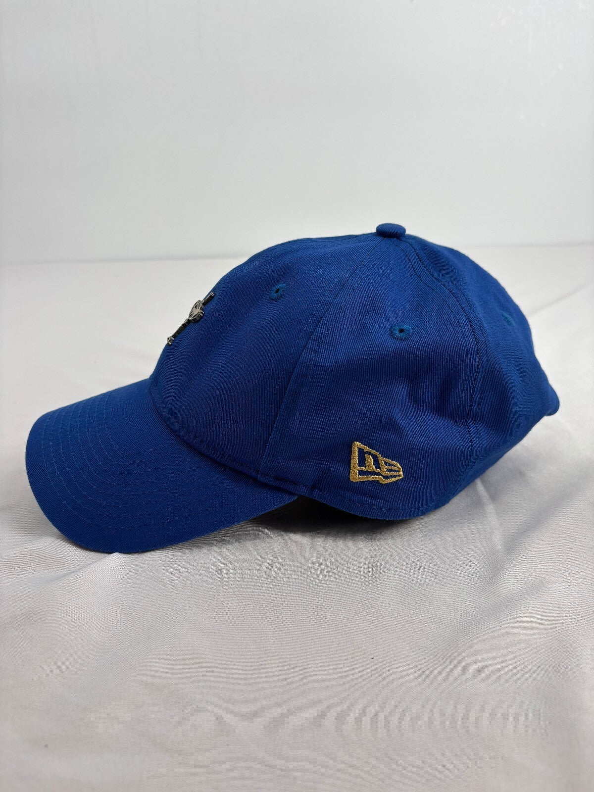 New Era Blue Golf Trophy Cap Gold Emblem 9TWENTY Adjustable