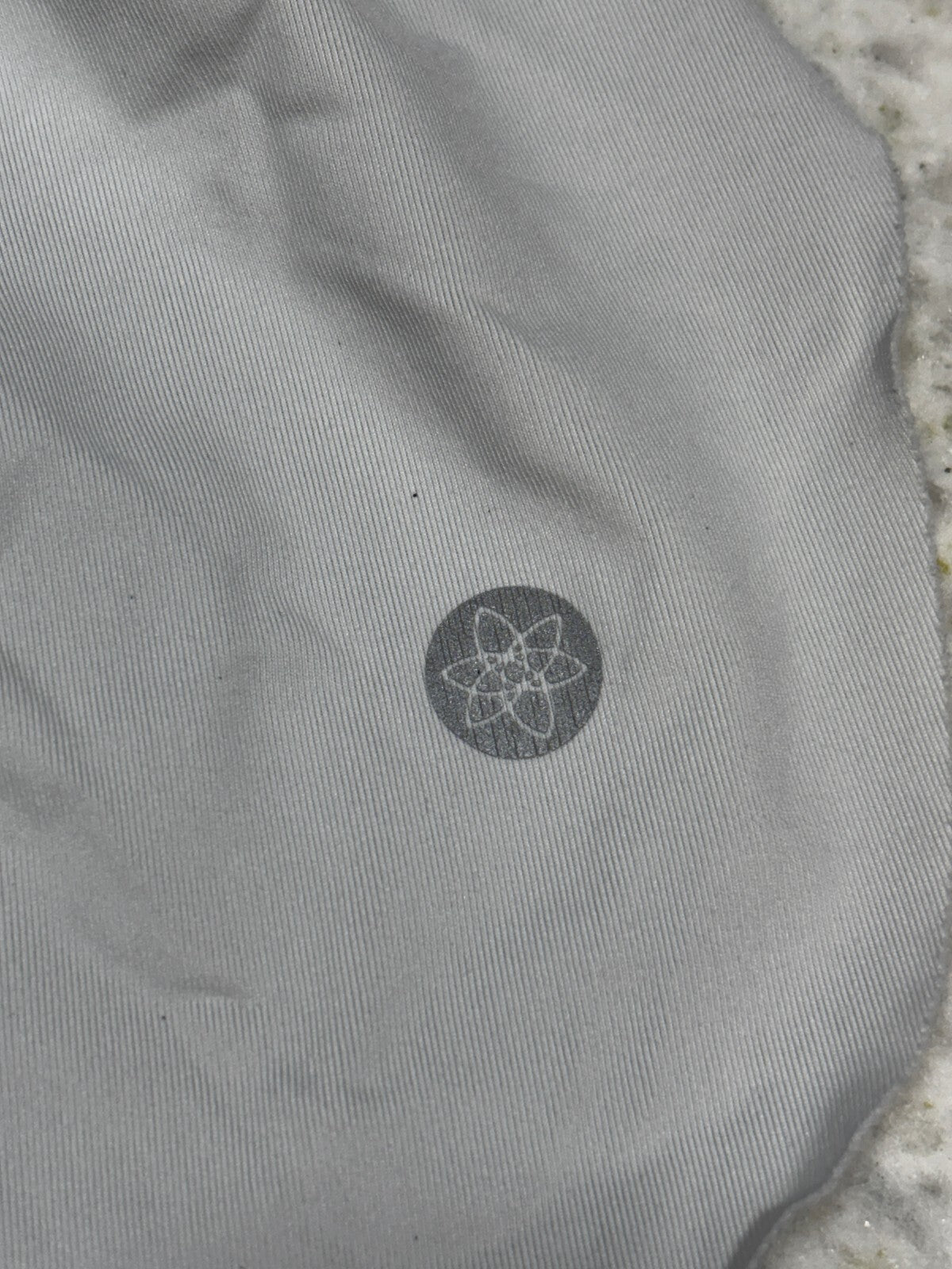 Athleta Women’s Running Shorts Size Large Gray Lightweight Activewear Drawstring