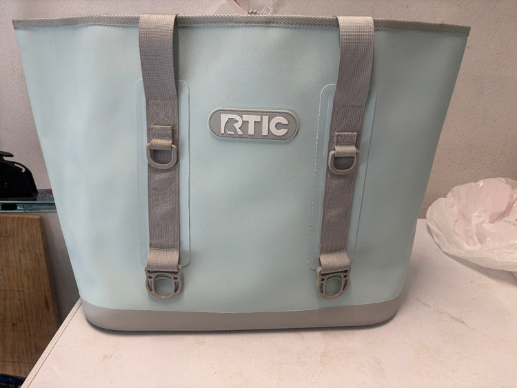 RTIC Light Blue Insulated Cooler Tote Bag Large Beach Picnic Travel