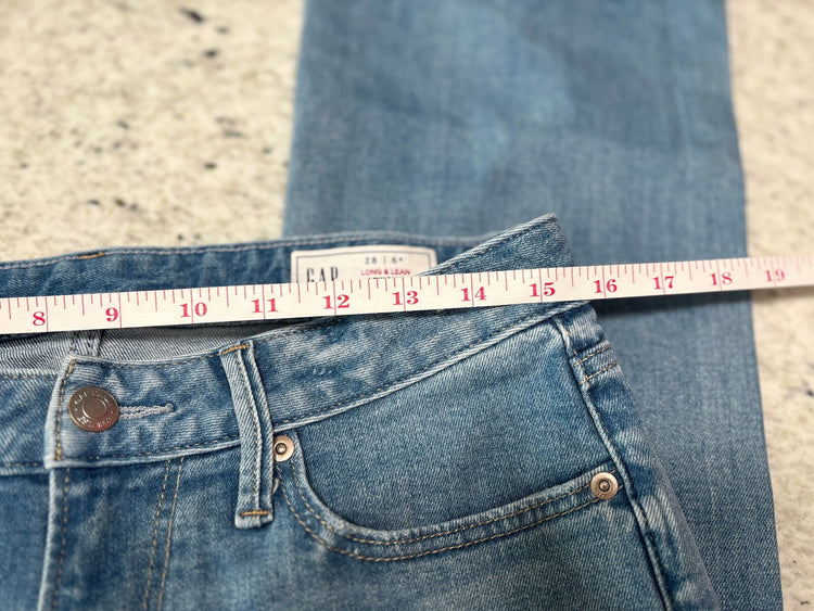GAP Long & Lean Low Rise Y2K Light Wash Blue Jeans Size 6