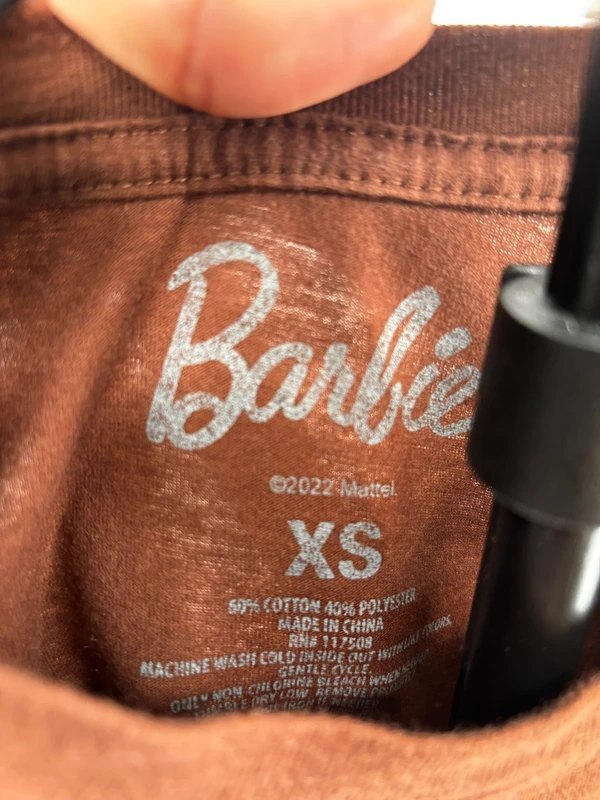 Barbie Mattel Brown Graphic T-Shirt XS Spanish Print