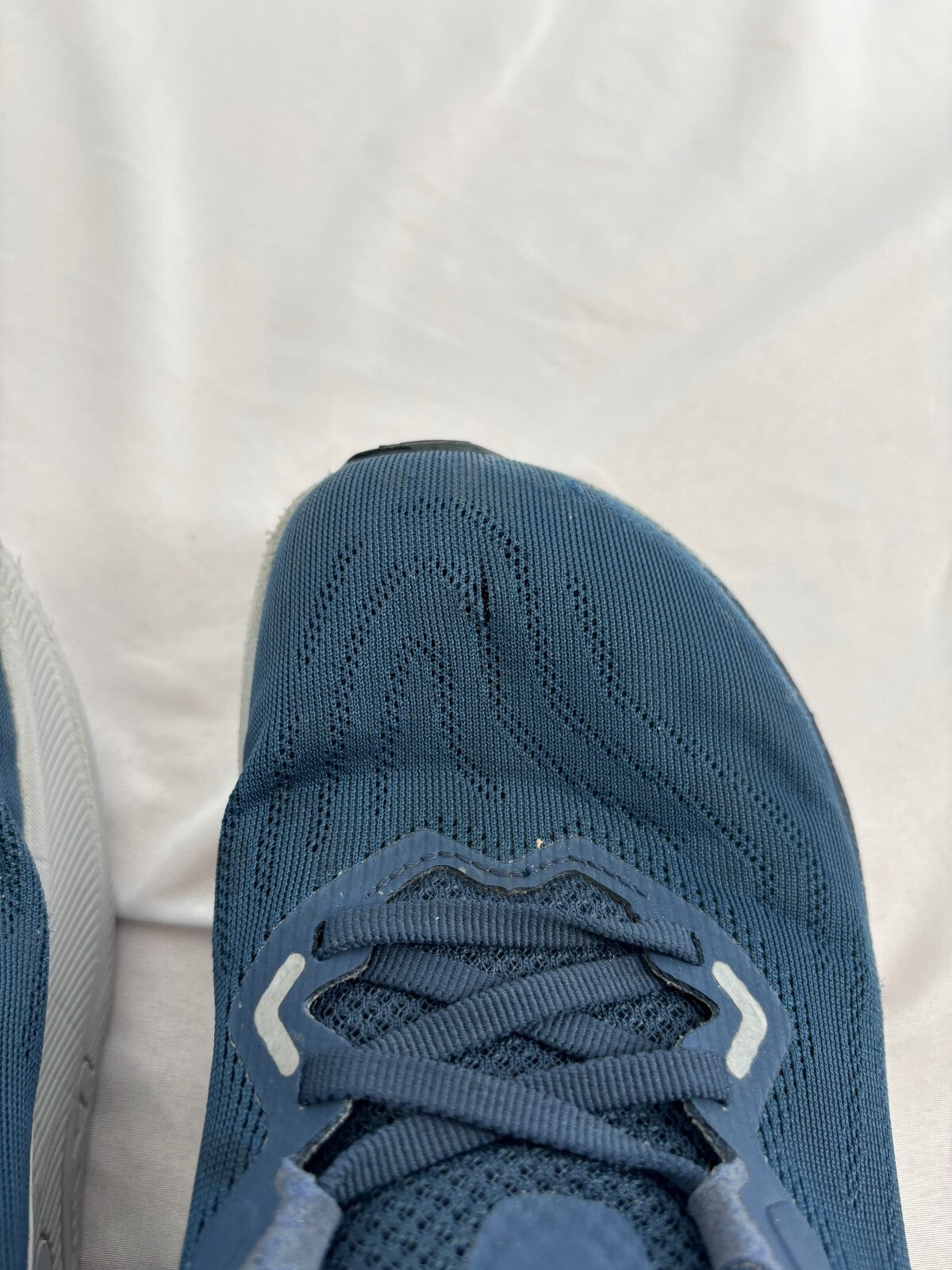 Altra FWD VIA Men's Size 8 Navy Blue Road Running Shoes Max Cushion Sneakers