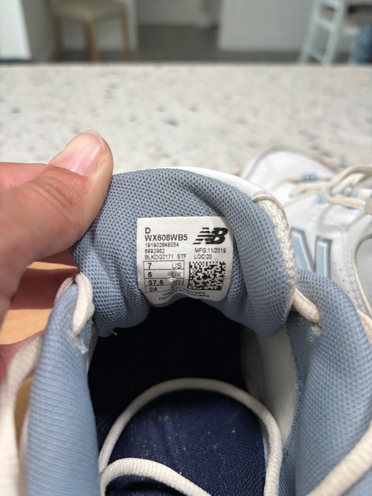New Balance 608v5 White Blue Chunky Sneakers Women's 7