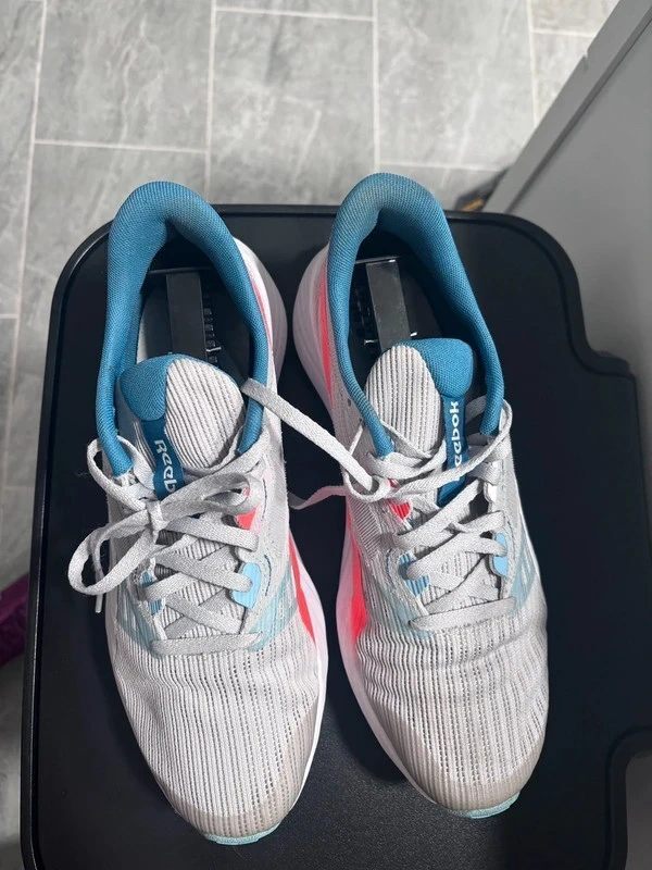 Reebok Floatride Fuel Y2K Running Sneakers Womens Size 10