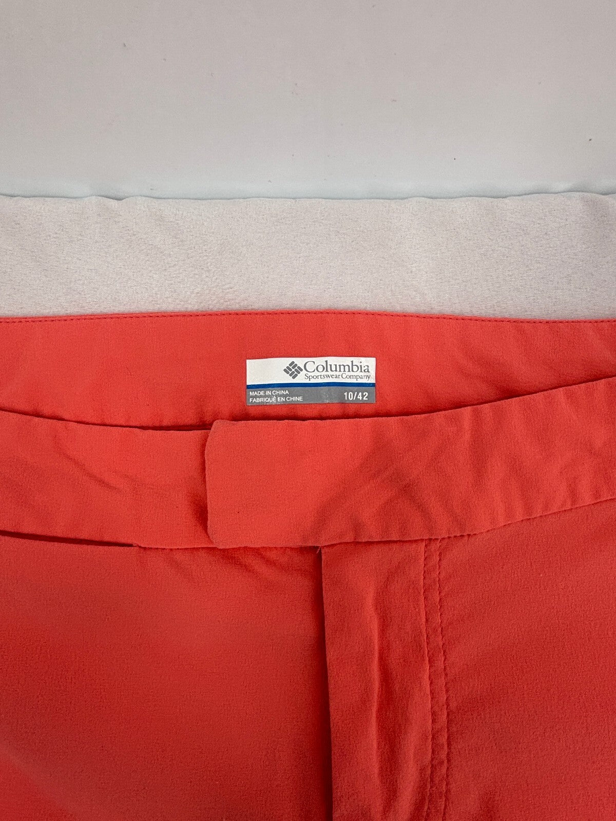 Columbia Women's Coral Pink Lightweight Pants Size 10/42