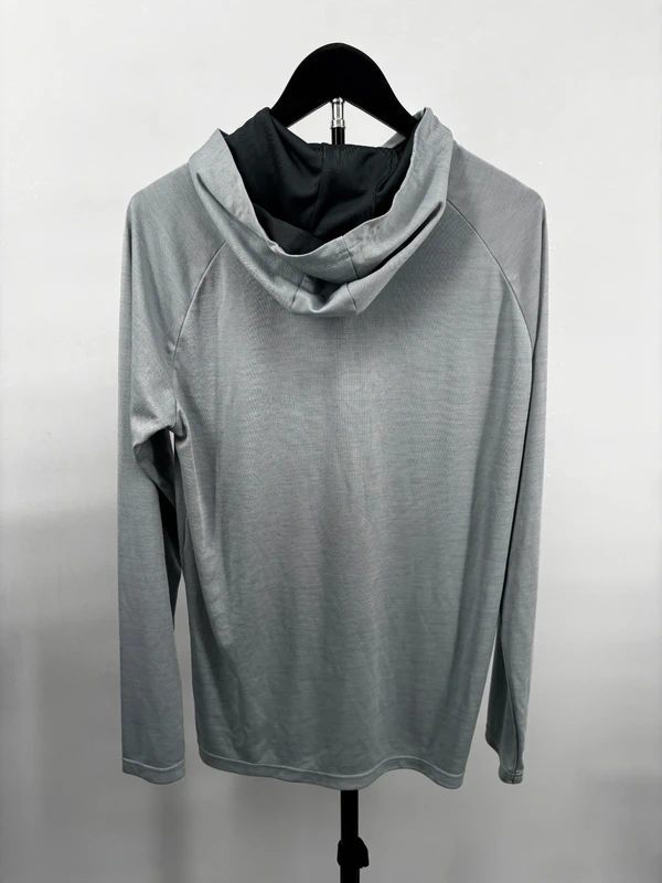 Under Armour Gray Lightweight Athletic Hoodie Size Medium Loose Fit