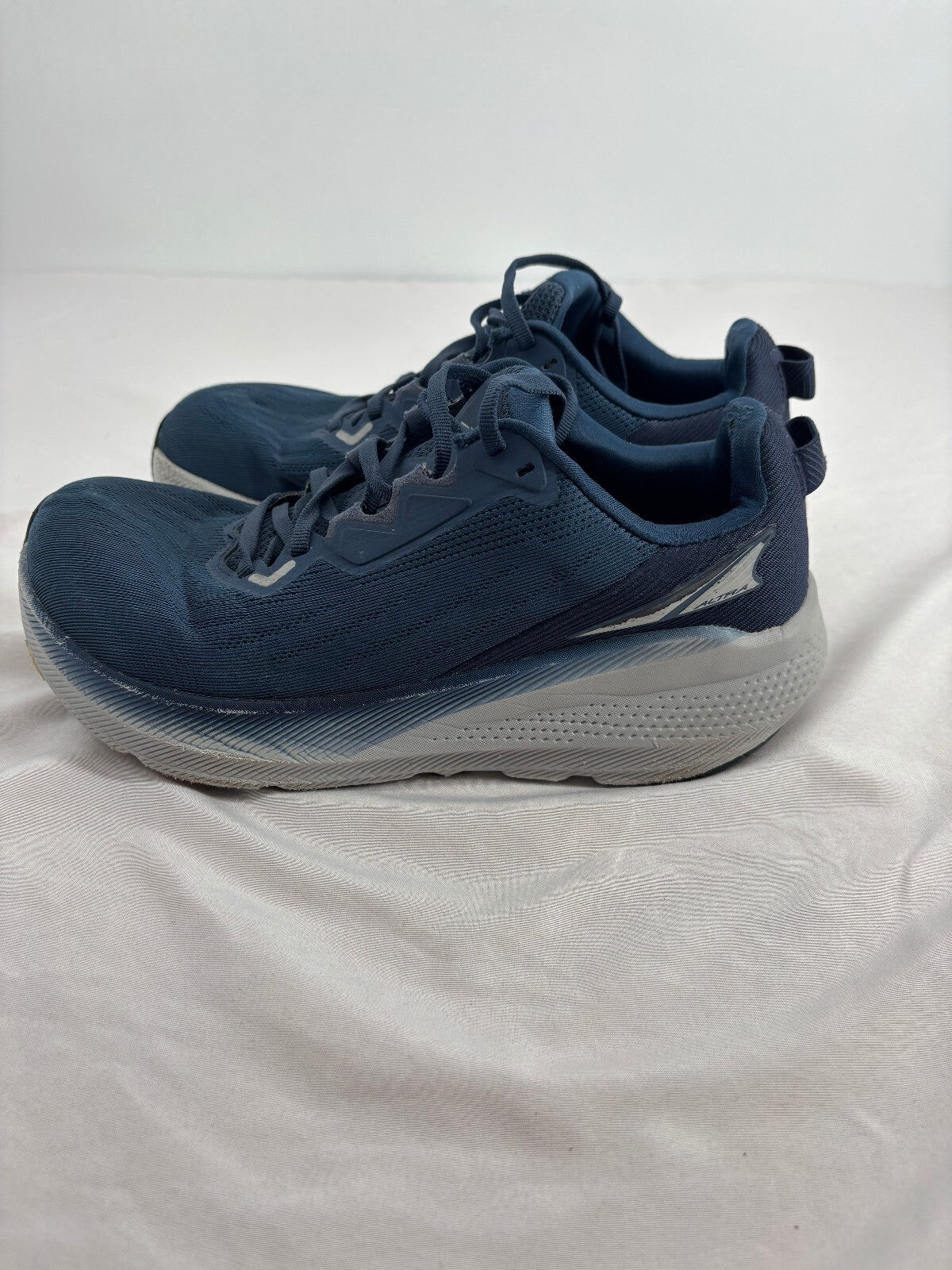 Altra FWD VIA Men's Size 8 Navy Blue Road Running Shoes Max Cushion Sneakers