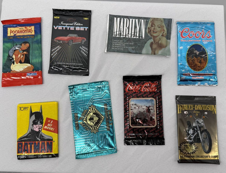 Mixed lot of Trading Cards