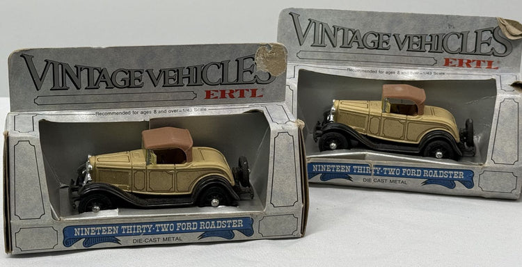 Ertl Vintage Vehicles x2