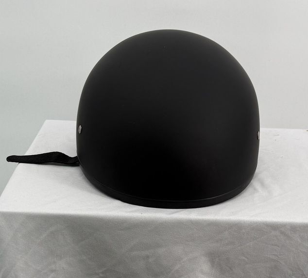 Daytona Helmets Matte Black Motorcycle Helmet XL with Carrying Bag